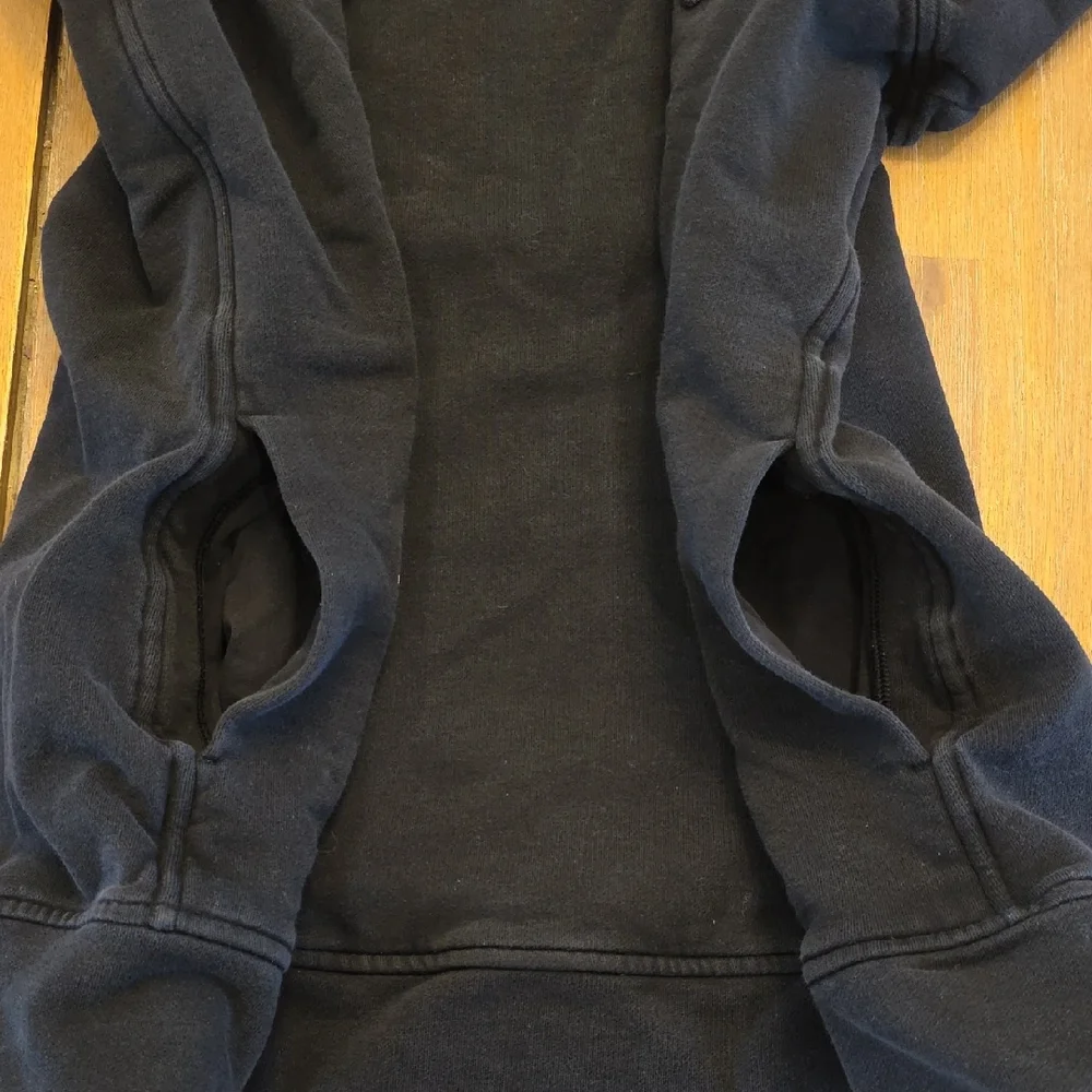 Lululemon Black Lace Sweatshirt - Picture 8 of 11